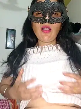 Snapshot of sexy_bhabhi69 chatting on 04-10-26, 05:50 sexy bhabhi69 online show from 04-10-26, 05:50