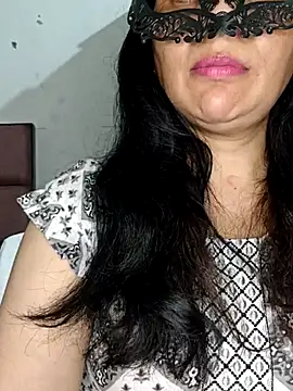 Snapshot of sexy_bhabhi69 chatting on 04-11-26, 05:50 sexy bhabhi69 online show from 04-11-26, 05:50