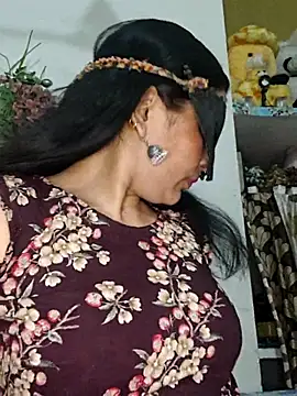 Snapshot of sexy_bhabhi69 chatting on 04-25-26, 07:11 sexy bhabhi69 online show from 04-25-26, 07:11