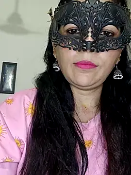 Snapshot of sexy_bhabhi69 chatting on 05-30-26, 08:33 sexy bhabhi69 online show from 05-30-26, 08:33