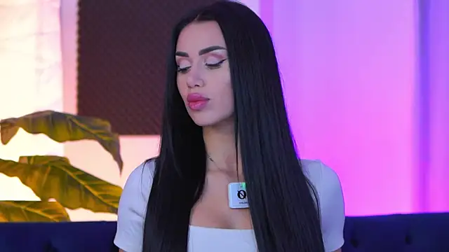 Jenna Day online show from 11-19-25, 05:07