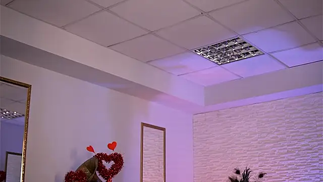 Snapshot of Jenna_Day chatting on 03-05-26, 07:15 Jenna Day online show from 03-05-26, 07:15