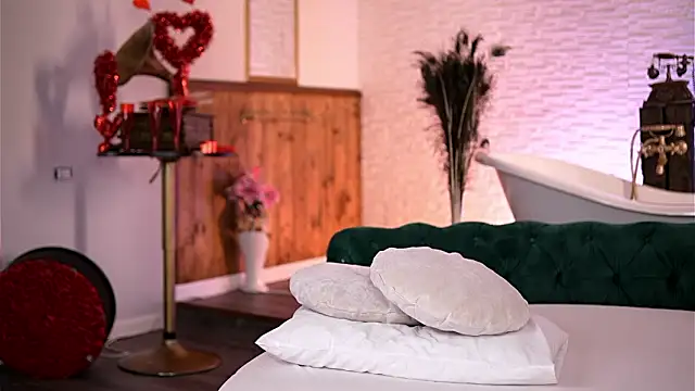 Snapshot of Jenna_Day chatting on 03-13-26, 07:59 Jenna Day online show from 03-13-26, 07:59