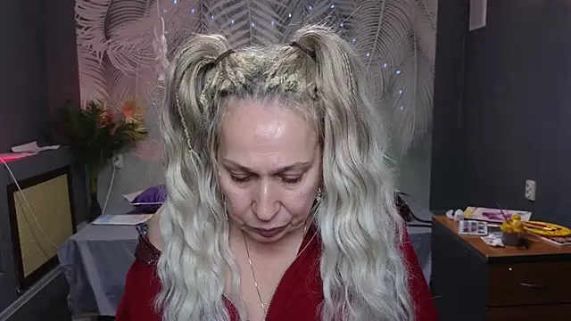 Penelope Pinky online show from 01-30-25, 08:21