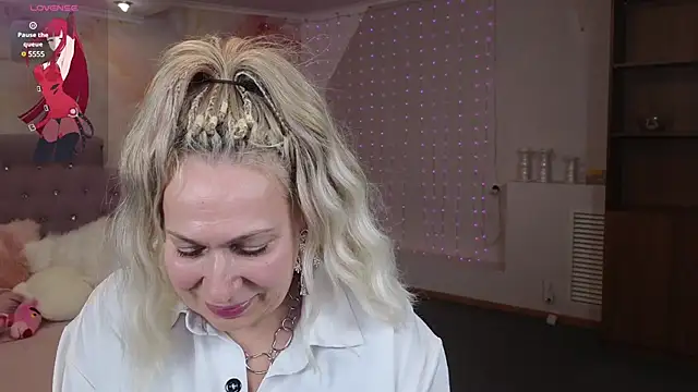 Penelope Pinky online show from 02-07-25, 02:15