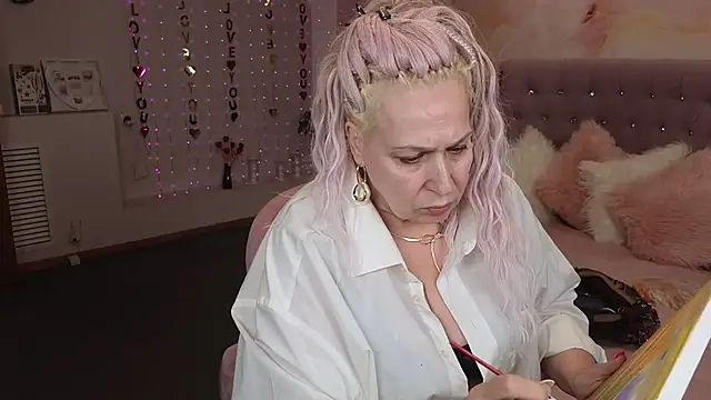 Penelope Pinky online show from 03-02-25, 05:36