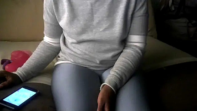 NicoleBitch87 online show from 03-20-25, 06:19