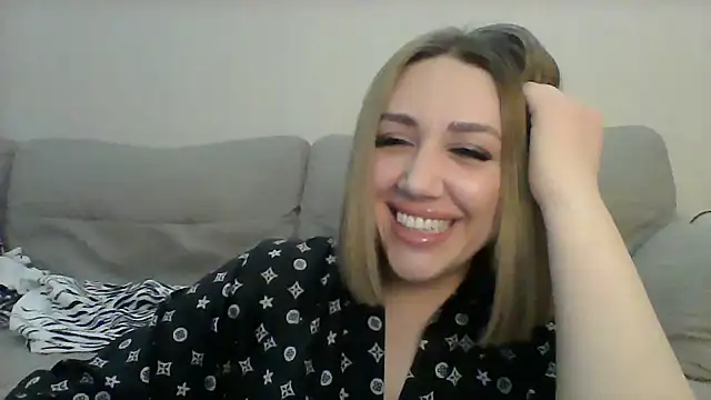 VickyLove047 online show from 01-01-25, 04:50