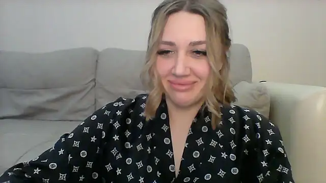 VickyLove047 online show from 01-02-25, 08:02