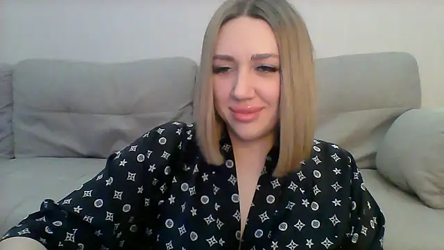 VickyLove047 online show from 01-04-25, 06:30