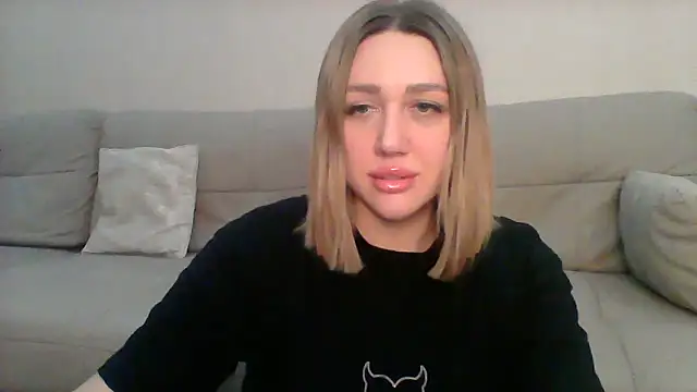 VickyLove047 online show from 02-13-25, 06:48