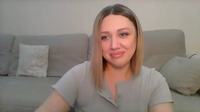 VickyLove047 online show from 03-13-25, 05:22