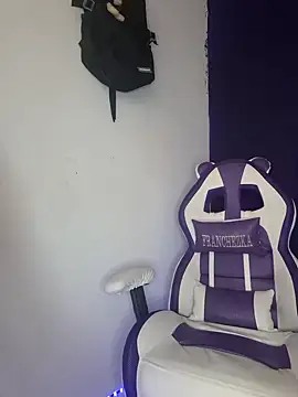 Snapshot of franchezkavegaaa chatting on 02-02-25, 03:17 franchezkavegaaa online show from 02-02-25, 03:17