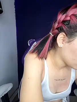 Snapshot of franchezkavegaaa chatting on 02-05-25, 05:42 franchezkavegaaa online show from 02-05-25, 05:42