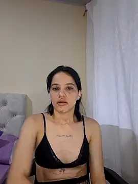 Snapshot of franchezkavegaaa chatting on 10-07-25, 12:02 franchezkavegaaa online show from 10-07-25, 12:02