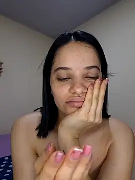 Snapshot of franchezkavegaaa chatting on 11-11-25, 12:05 franchezkavegaaa online show from 11-11-25, 12:05