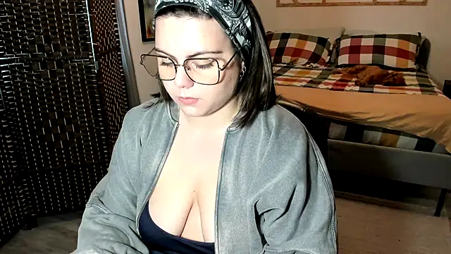 raiazane23 online show from 11-21-25, 11:09