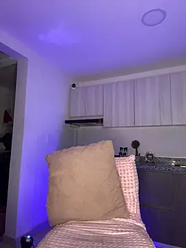 Snapshot of _Valery_tw chatting on 02-27-26, 03:06 Valery tw online show from 02-27-26, 03:06