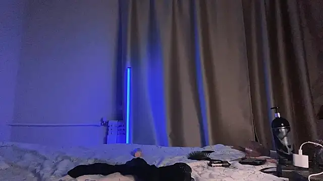 Snapshot of _xxtina chatting on 12-16-24, 01:10 xxtina online show from 12-16-24, 01:10