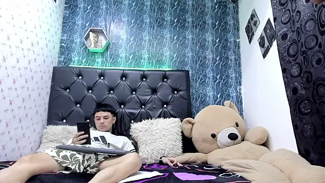 exotic hot couple online show from 01-12-26, 07:30