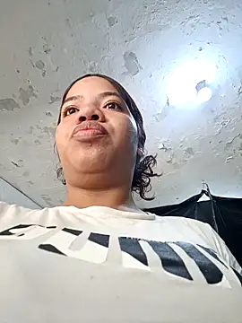 Snapshot of Kelsie_Williams chatting on 03-24-26, 04:56 Kelsie Williams online show from 03-24-26, 04:56