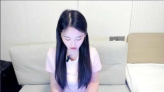 Snapshot of CN-Babycat chatting on 09-19-25, 09:00 CN-Babycat online show from 09-19-25, 09:00