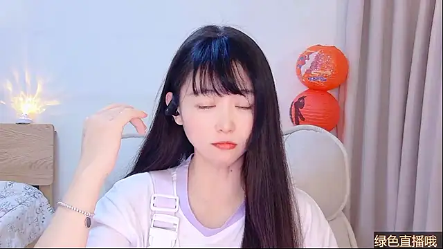 Snapshot of CN-Babycat chatting on 02-15-26, 04:09 CN-Babycat online show from 02-15-26, 04:09