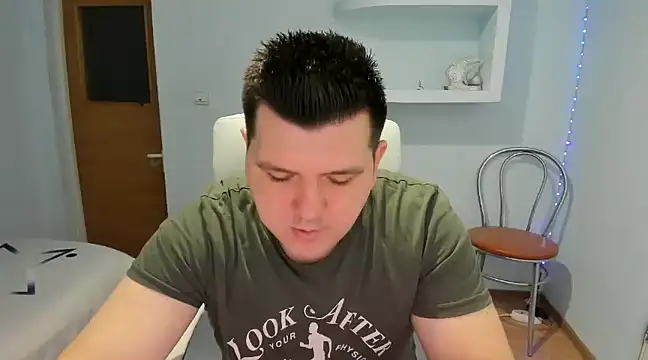 Snapshot of JasonJacks chatting on 01-03-25, 10:52 JasonJacks online show from 01-03-25, 10:52
