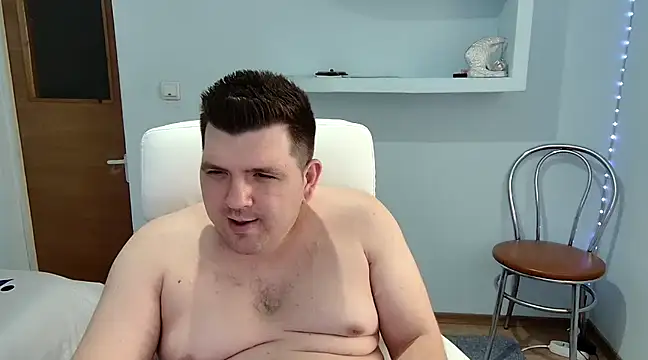 Snapshot of JasonJacks chatting on 02-13-25, 10:55 JasonJacks online show from 02-13-25, 10:55