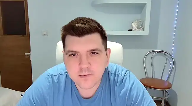 Snapshot of JasonJacks chatting on 02-15-25, 12:54 JasonJacks online show from 02-15-25, 12:54