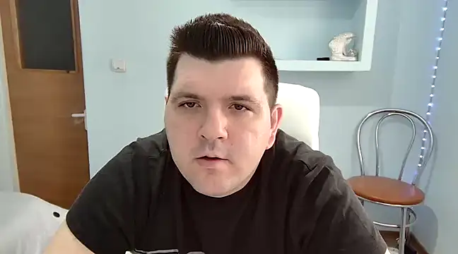 Snapshot of JasonJacks chatting on 02-19-25, 09:28 JasonJacks online show from 02-19-25, 09:28
