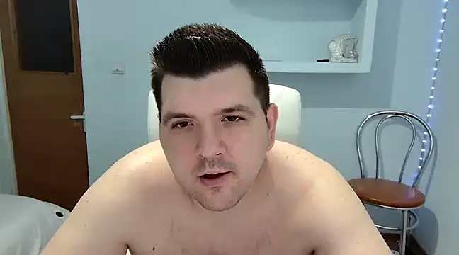 Snapshot of JasonJacks chatting on 02-20-25, 05:01 JasonJacks online show from 02-20-25, 05:01