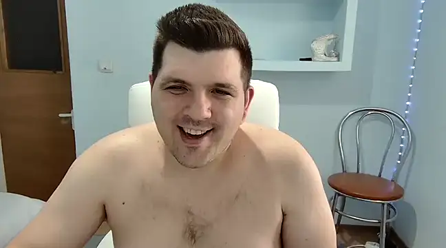 Snapshot of JasonJacks chatting on 02-20-25, 11:09 JasonJacks online show from 02-20-25, 11:09
