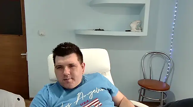 Snapshot of JasonJacks chatting on 02-26-25, 10:26 JasonJacks online show from 02-26-25, 10:26