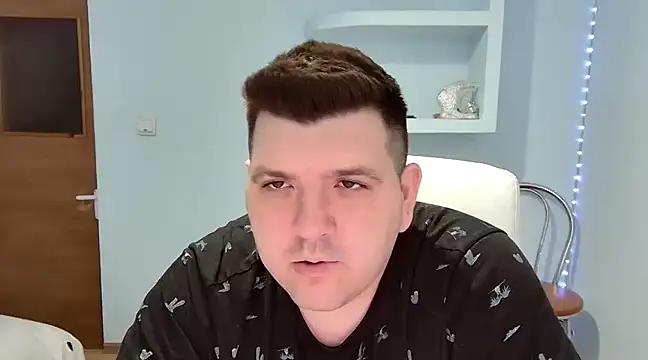 Snapshot of JasonJacks chatting on 03-15-25, 02:14 JasonJacks online show from 03-15-25, 02:14