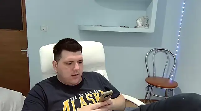 Snapshot of JasonJacks chatting on 03-20-25, 03:36 JasonJacks online show from 03-20-25, 03:36