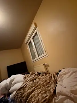 Kevrgt online show from 10-13-25, 05:07