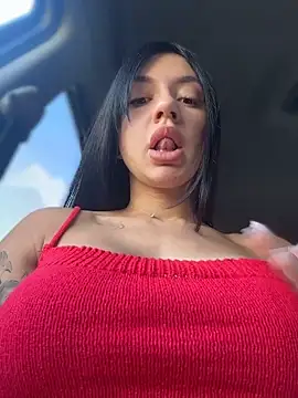JulliaVegas online show from 06-05-26, 02:07