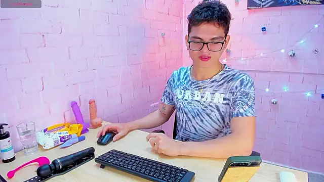 JACK BLOSSOM  online show from 12-19-24, 12:01