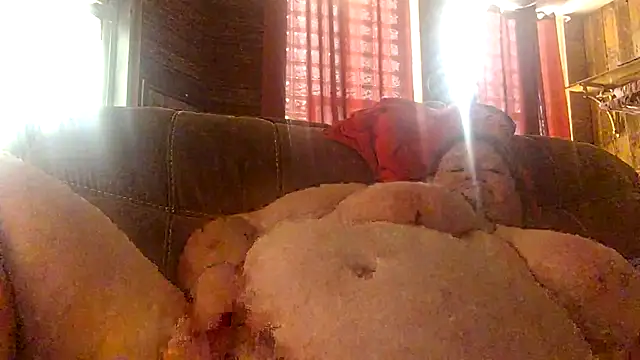 chrissybear84 online show from 06-25-26, 07:29