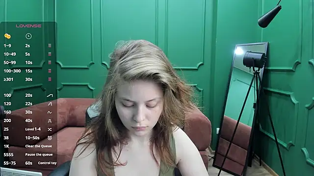 DarkErica online show from 04-30-26, 01:39