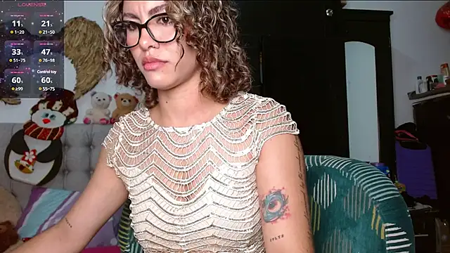 Snapshot of Sexy_Lia_ chatting on 02-07-25, 05:10 Sexy Lia online show from 02-07-25, 05:10