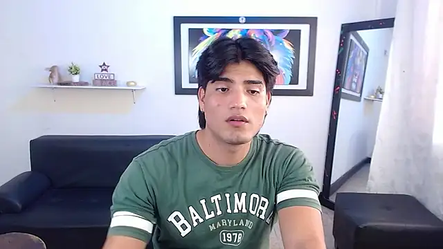 Snapshot of Bigmark18 chatting on 01-15-25, 08:26 Bigmark18 online show from 01-15-25, 08:26