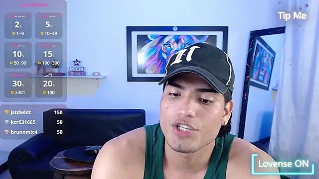 Snapshot of Bigmark18 chatting on 01-17-25, 11:40 Bigmark18 online show from 01-17-25, 11:40