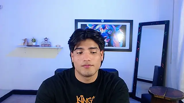 Snapshot of Bigmark18 chatting on 01-24-25, 11:12 Bigmark18 online show from 01-24-25, 11:12