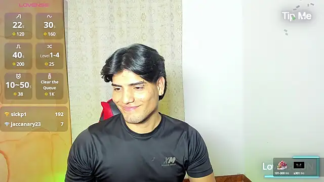 Snapshot of Bigmark18 chatting on 03-22-25, 04:35 Bigmark18 online show from 03-22-25, 04:35