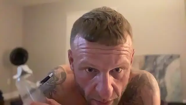 heavyhitta83 online show from 01-09-25, 06:17