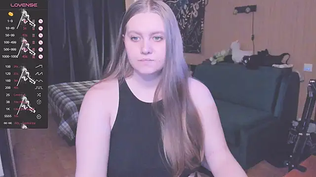 Alice Dreamgirl  online show from 10-17-25, 11:57