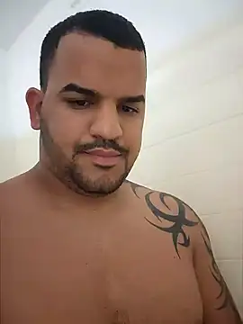 Latino2909 online show from 12-16-24, 02:47