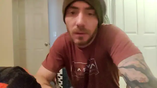 Snapshot of Huntzg23 chatting on 02-09-26, 07:29 Huntzg23 online show from 02-09-26, 07:29